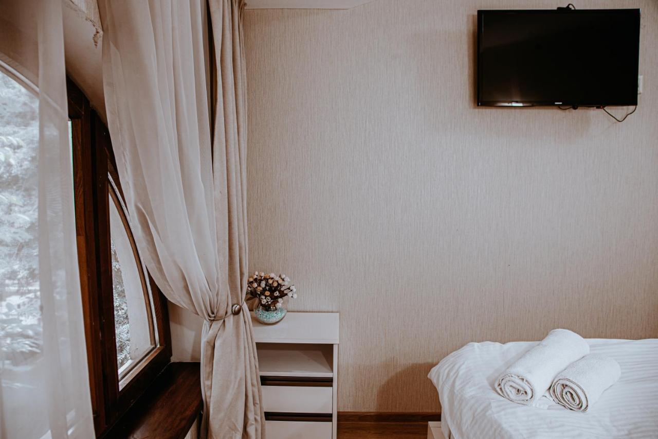 Sama Grand Hotel Tiflis Dış mekan fotoğraf