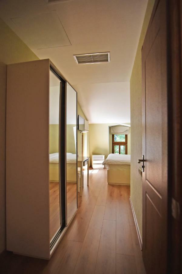 Sama Grand Hotel Tiflis Dış mekan fotoğraf
