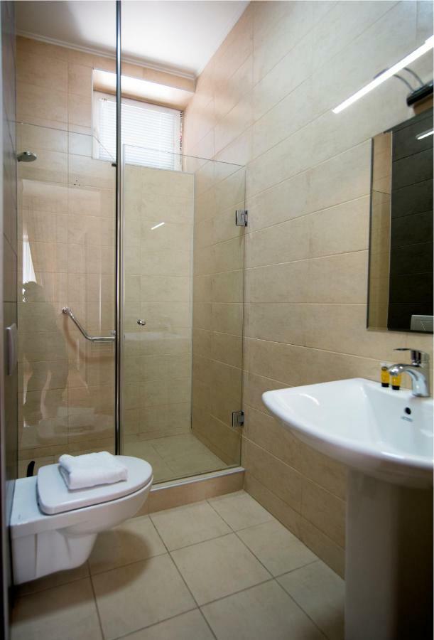 Sama Grand Hotel Tiflis Dış mekan fotoğraf